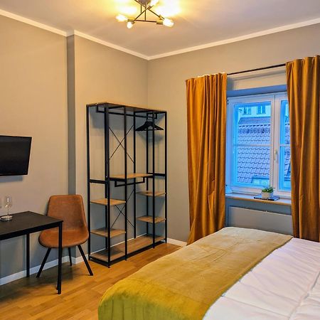 Bella Luna Luxury Suites - Chic Residence In Historic Square 바르샤바 외부 사진