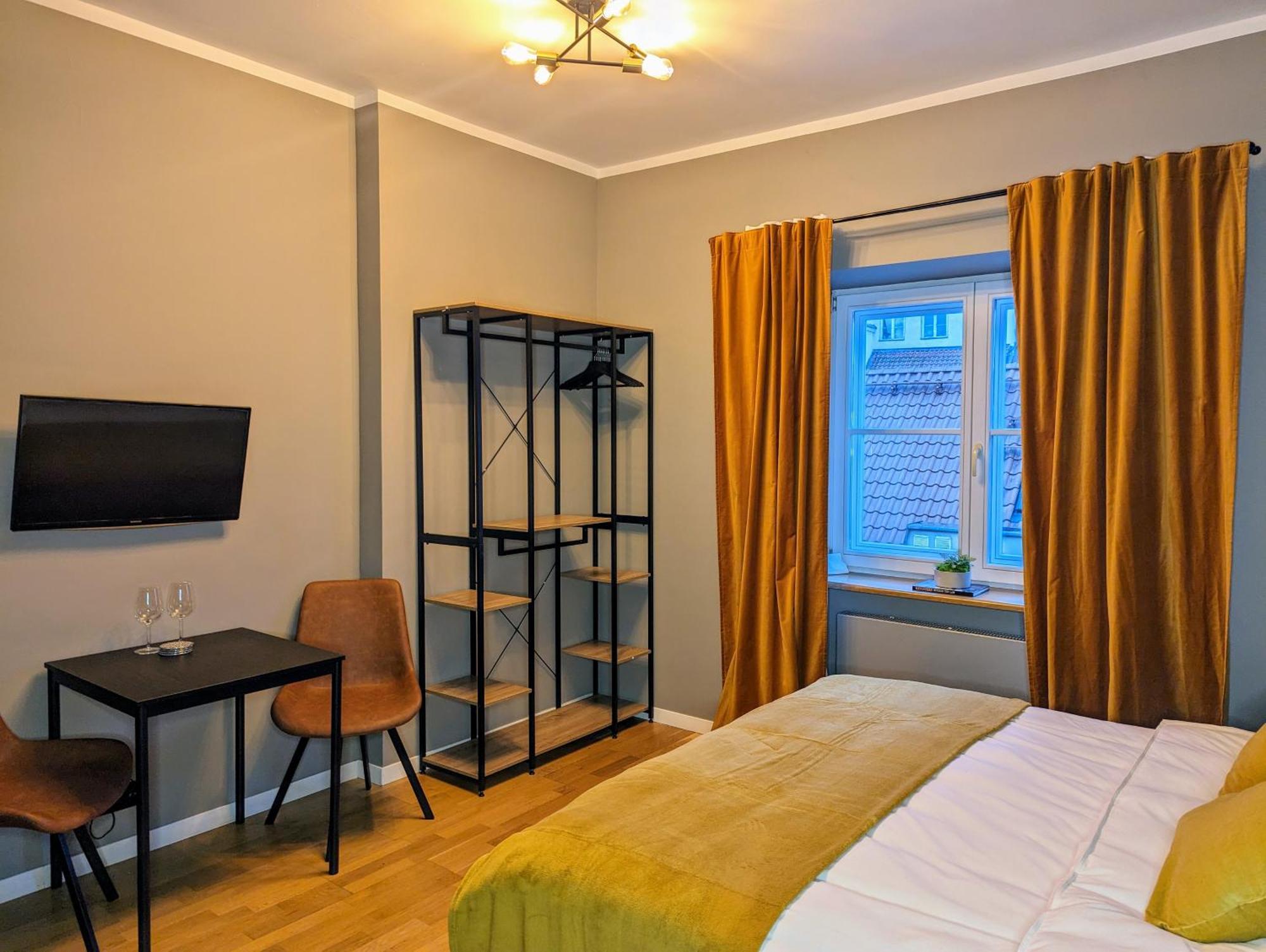 Bella Luna Luxury Suites - Chic Residence In Historic Square 바르샤바 외부 사진