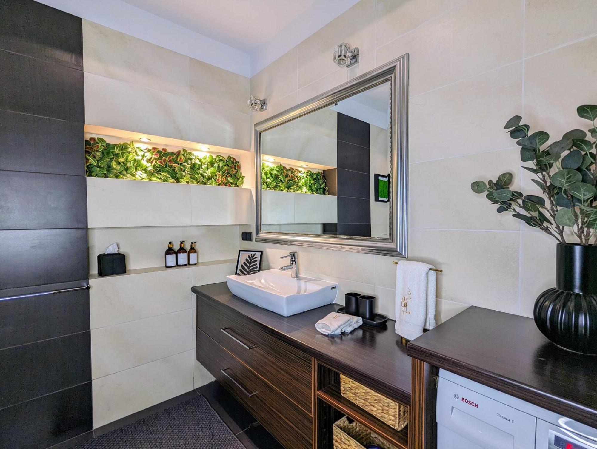 Bella Luna Luxury Suites - Chic Residence In Historic Square 바르샤바 외부 사진