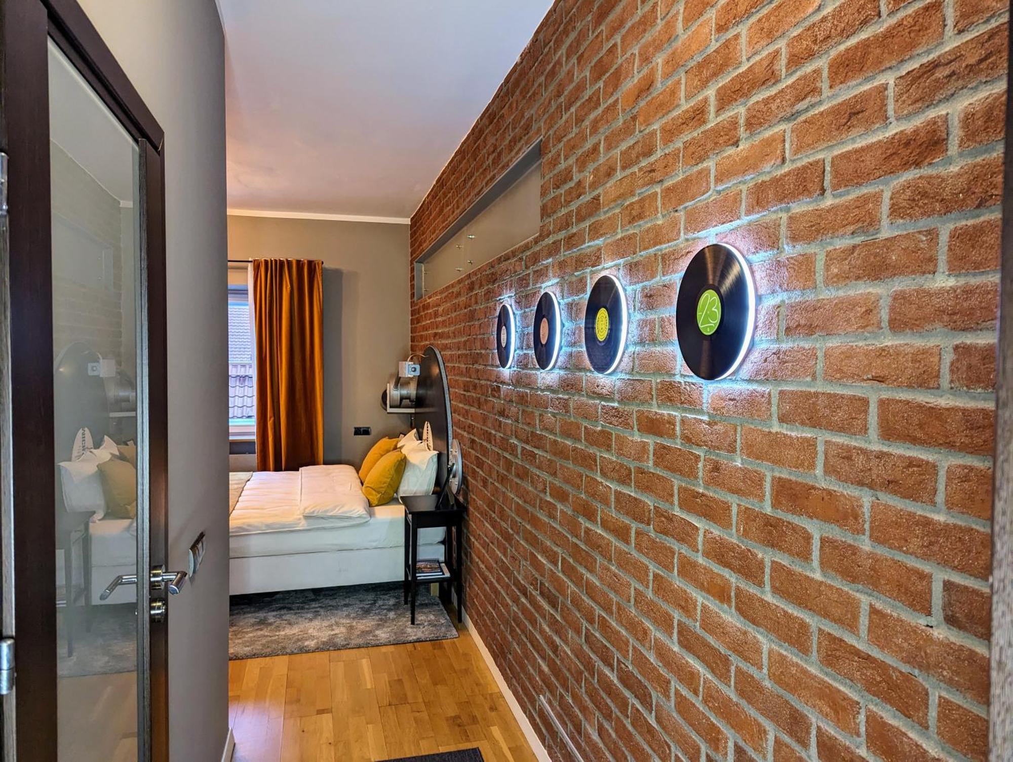 Bella Luna Luxury Suites - Chic Residence In Historic Square 바르샤바 외부 사진